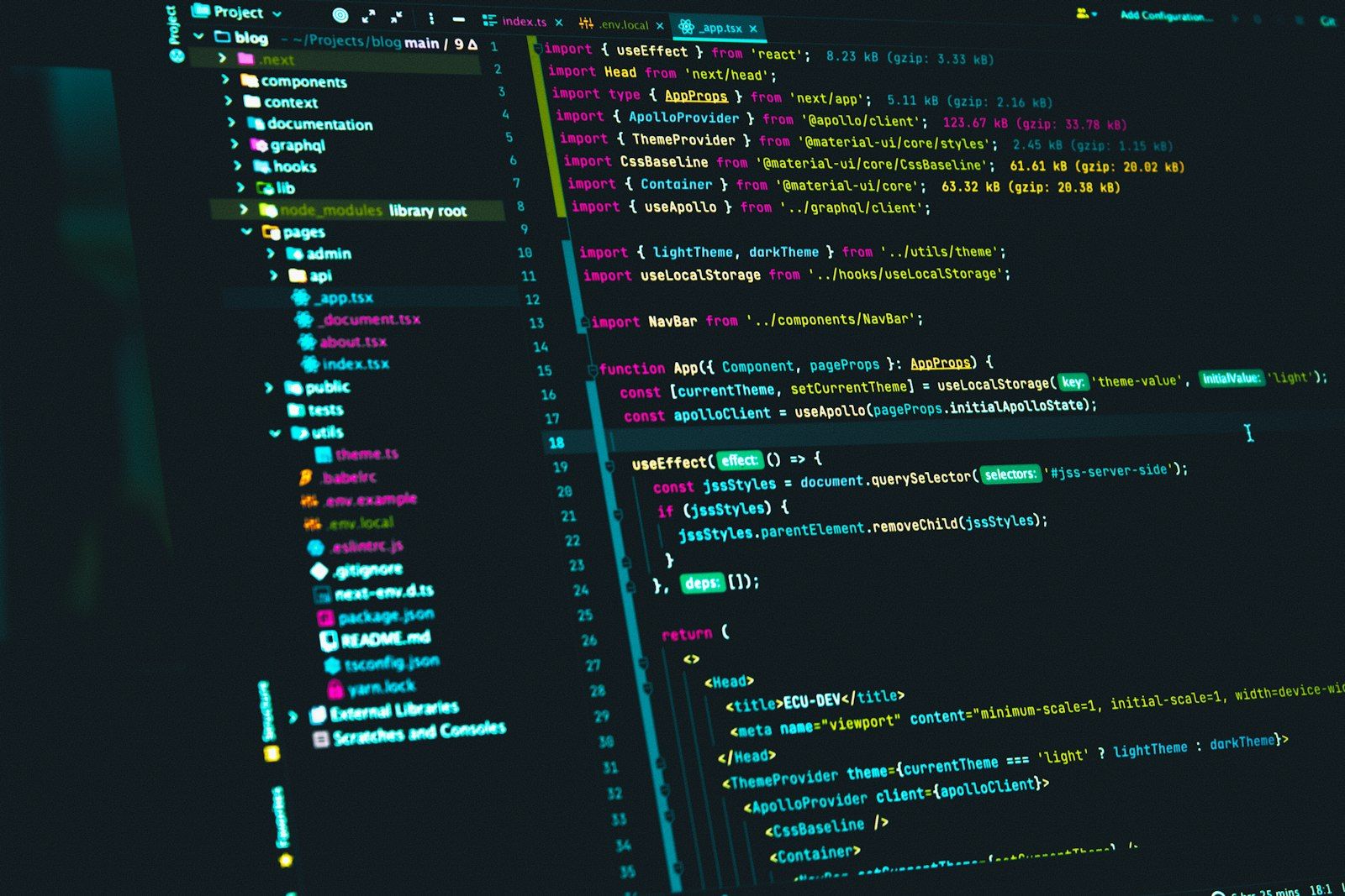 Editor de código em tela escura